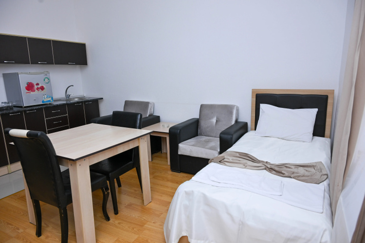 Arena Qakh Hotel