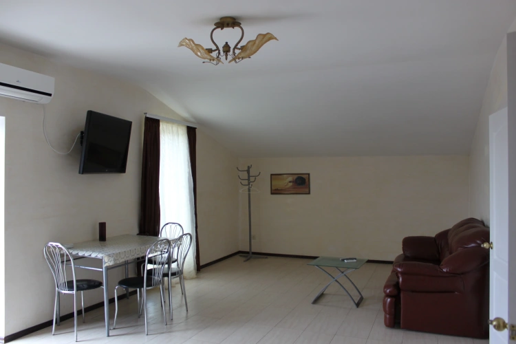 2 Bedrooms Apartment with balcony and with view
