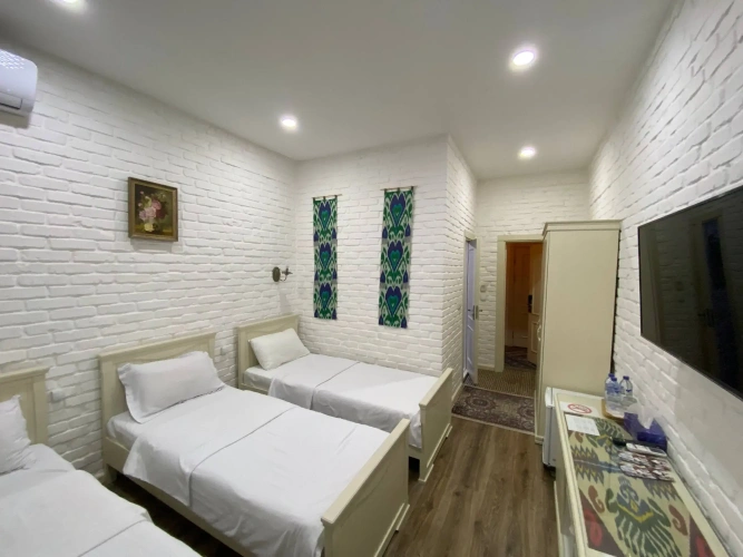 Superior Triple room