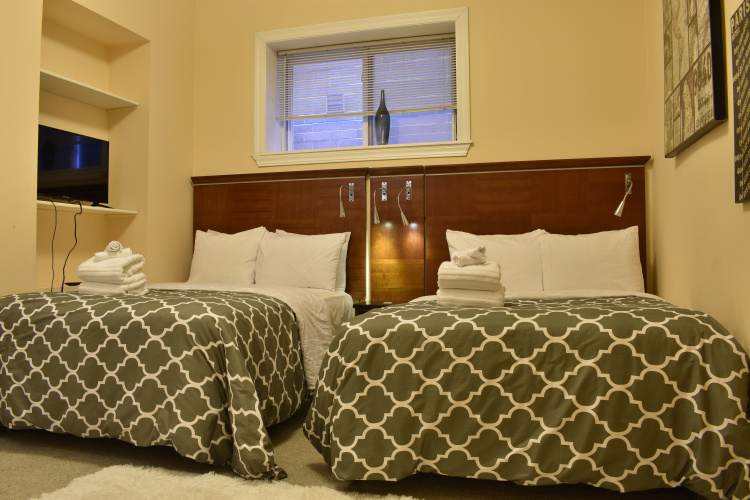 Chicagoland Guest house