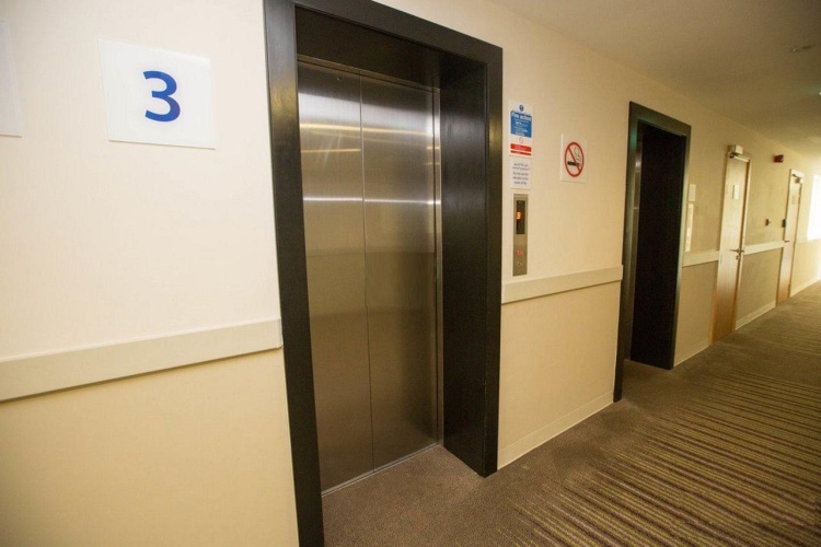 Holiday Inn Express Dubai Airport photo 9