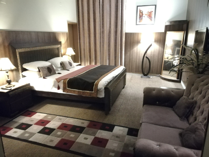 Lions Hotel Lahore