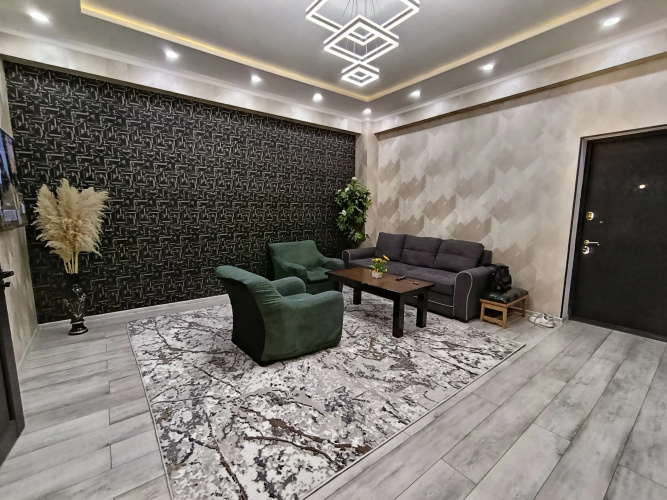 S Udobnym Raspolozheniem Flat