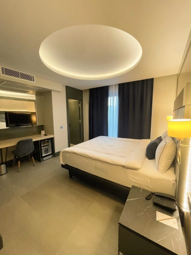 Standard Double room with city view