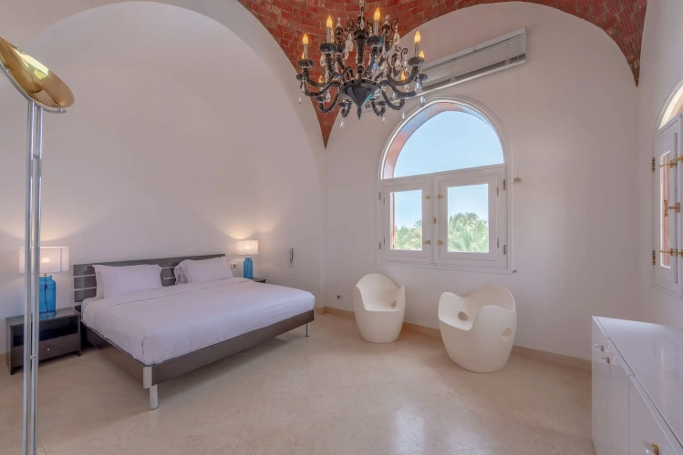Deluxe Villa