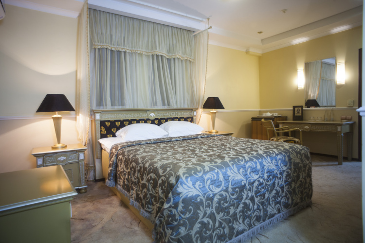 Double Suite