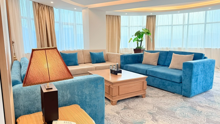 2 Bedrooms Suite with city view