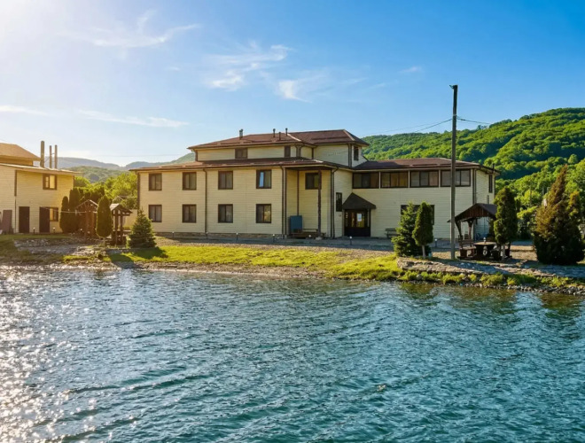 Отель Горное Озеро