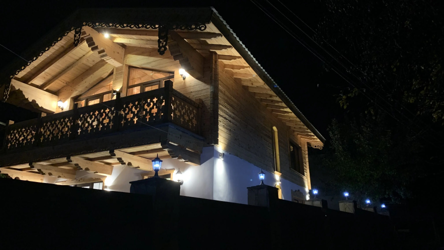 Chalet Bakuriani Shale
