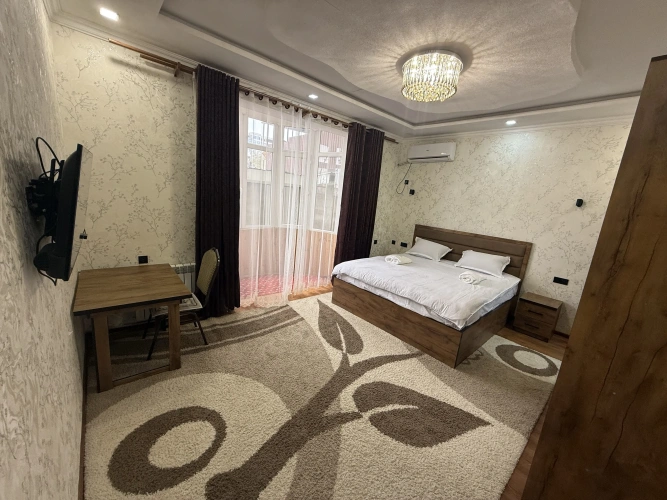Standard Double room with city view