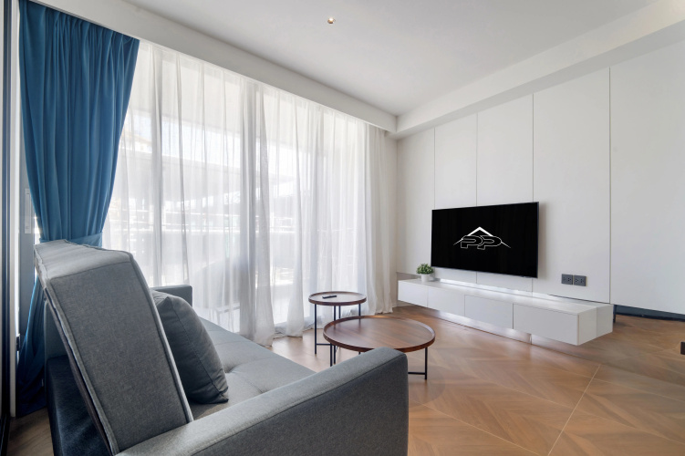 Resort D305 Beachfront One-Bedroom Apartments
