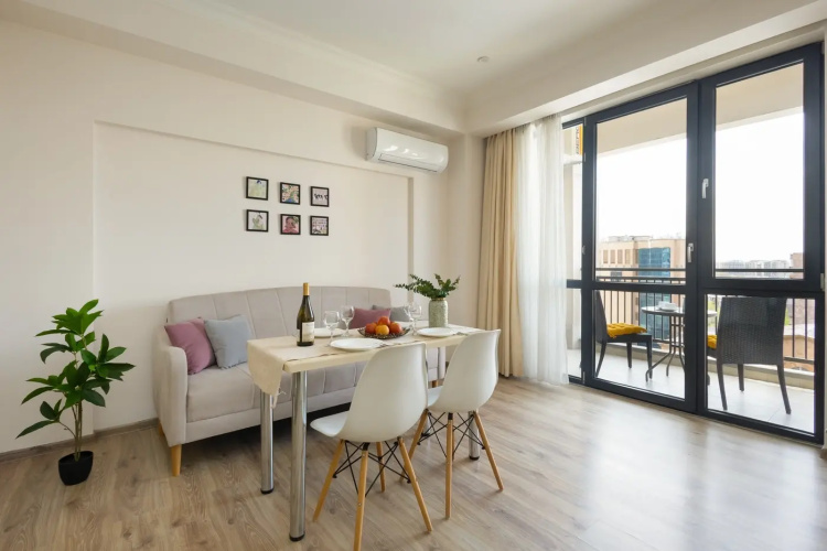 On Koghbatsi Street 16-88 Apartments