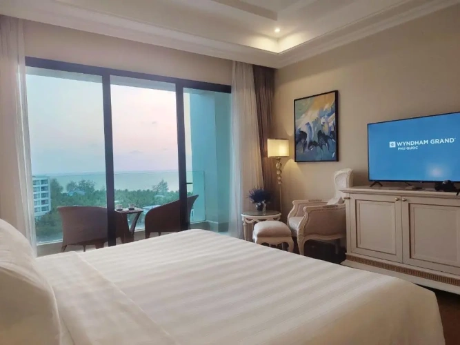 Deluxe Double room with balcony and with ocean view