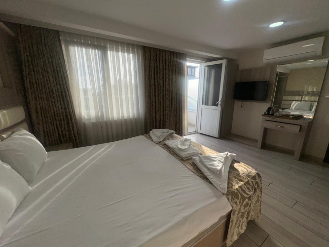 Classic Double room with balcony