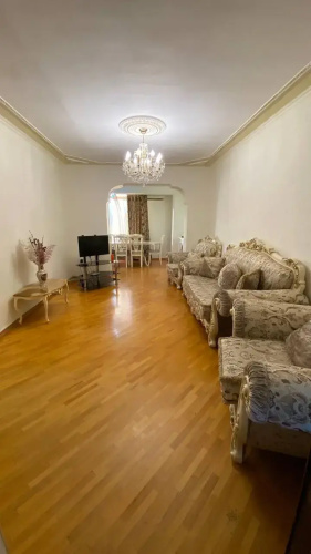 Danil Flat