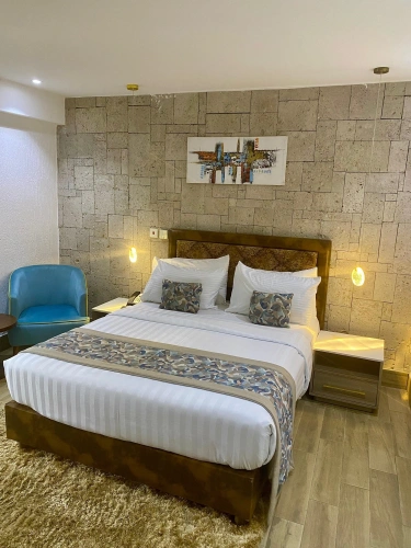 Standard room with city view