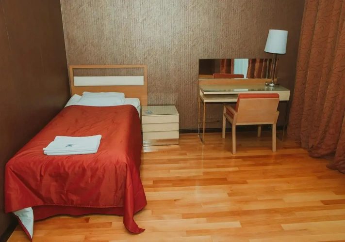 Standard Single room with view
