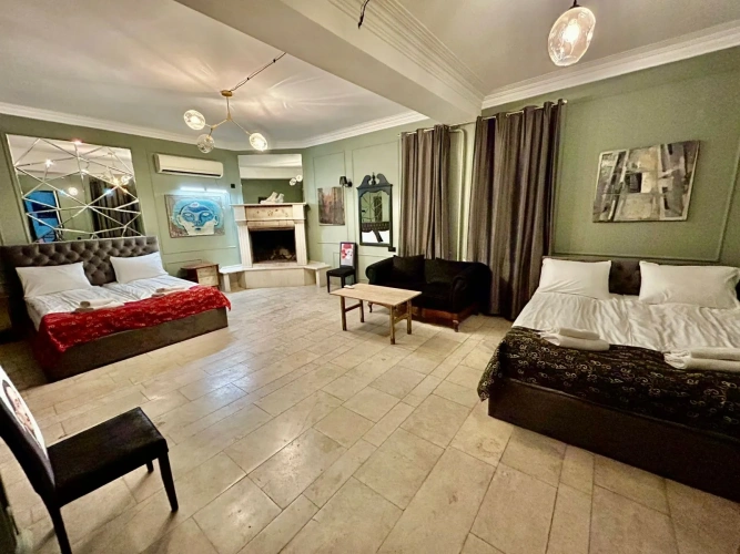 Deluxe Quintuple room