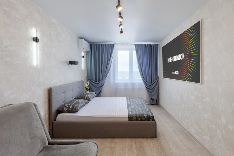 Фотография номера квартиры Апартаменты KvartirkaPlaZa на 18 км Московское шоссе 53 обзорный вид на город с 28 этажа