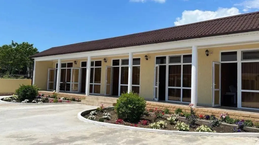 Luna Guest House