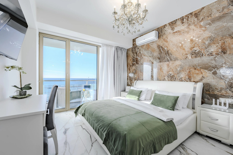 Фотография номера квартиры Апартаменты Serenity Premium с панорамным видом на море