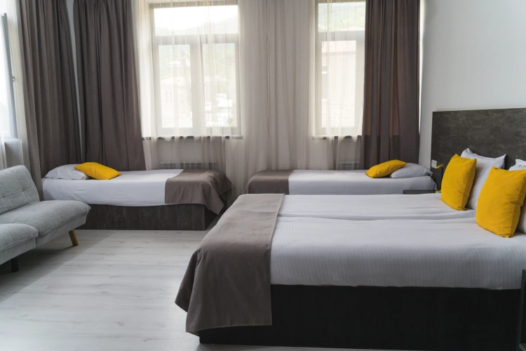 Economy Quadruple room