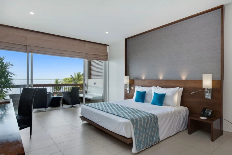 Superior Double room with lagoon view