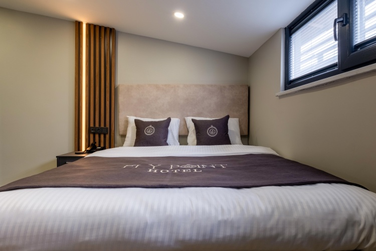 Classic Double room with city view