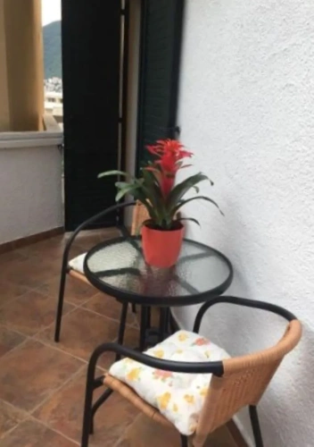 Studio with balcony