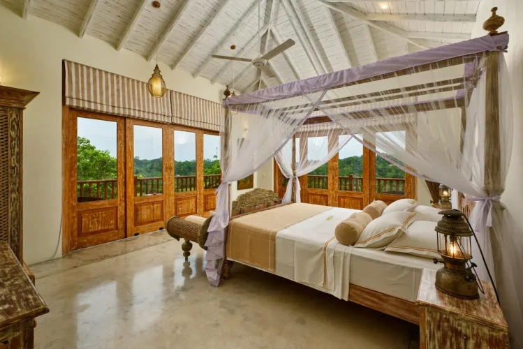 Lanka/Bawa/Infinity room