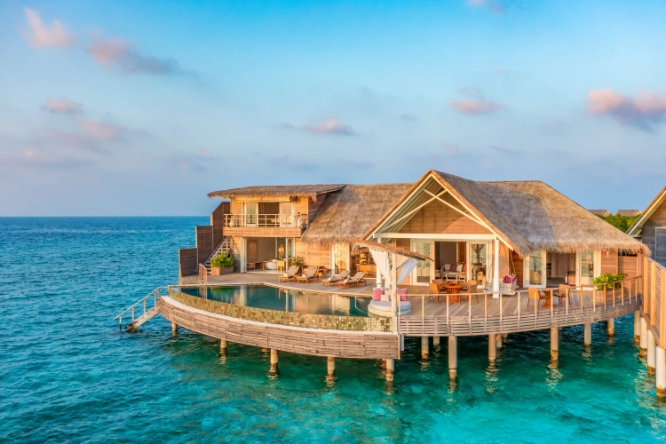 2 Bedrooms Ocean Residence with private pool