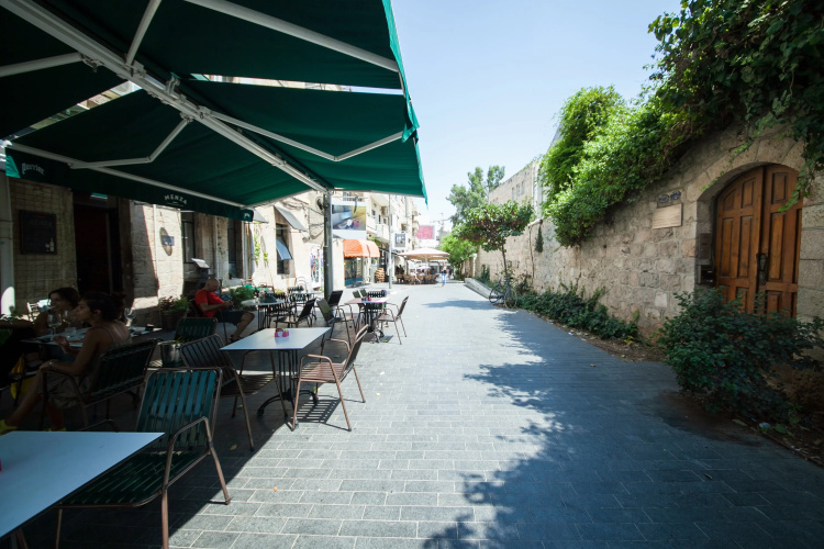 Jonathan In Ben Yehuda Apart-Hotel