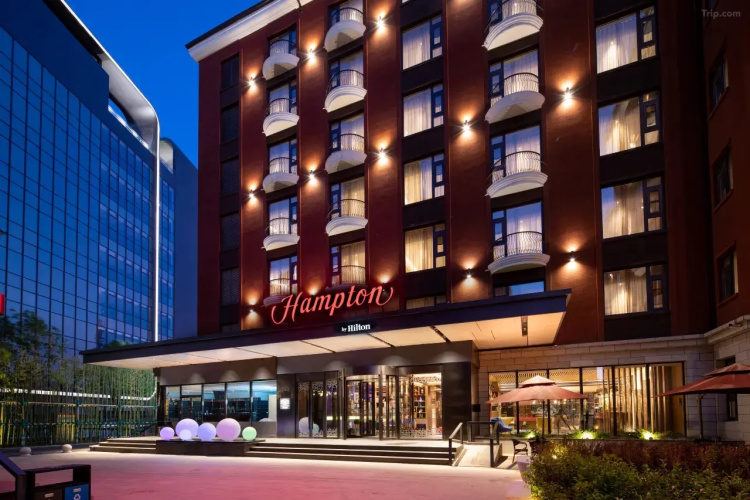 Hampton by Hilton Beijing Guomao CBD Hotel