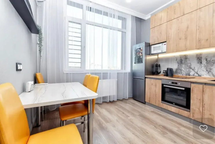 Na Prospekte Kabanbay Batyra 49a Apartments