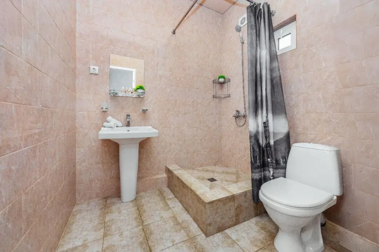 Dana Guest House