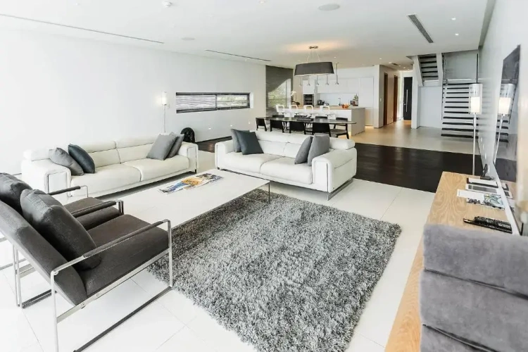3 Bedrooms Sky Pool Villa with balcony