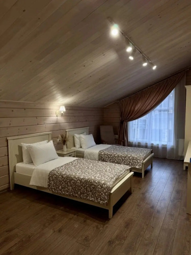 Фотография номера гостевого дома Легенда Манжерока