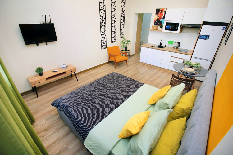 Leon Metro Arbat Apartments