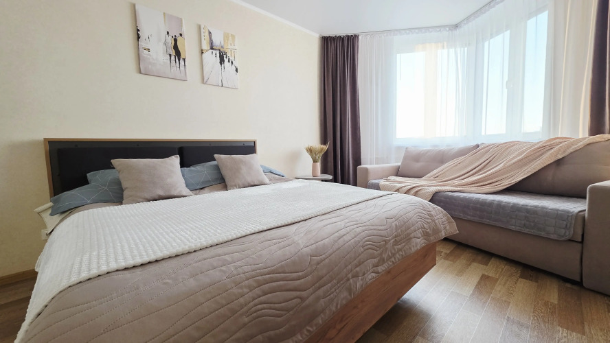 Фотография номера квартиры Квартира в Центре с Шикарным Видом на Реку Кама Город и Лес