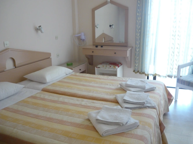 Standard Triple room with balcony and with view