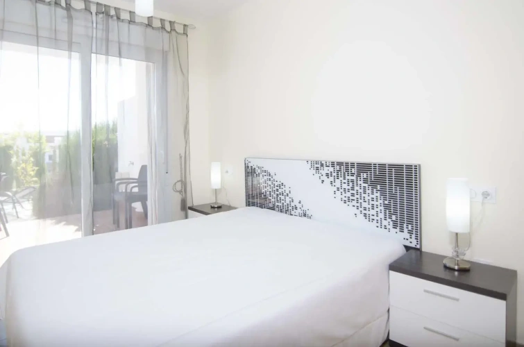 2 Bedrooms Apartment with balcony
