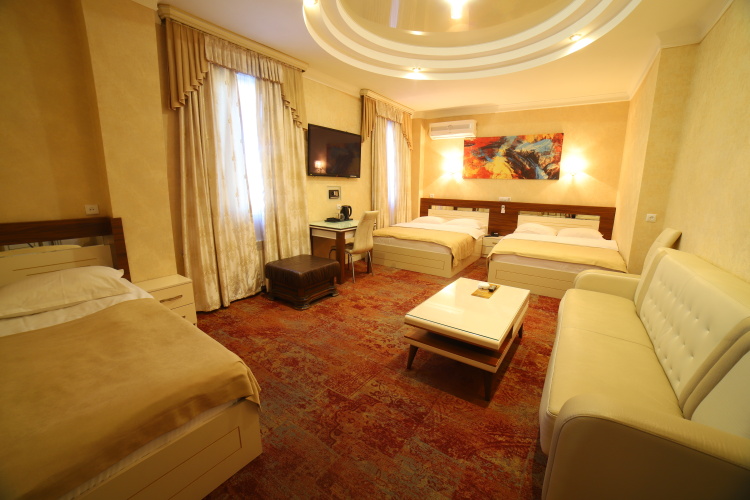 Economy Quadruple room