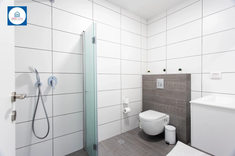 2 Bedrooms Apartment with view