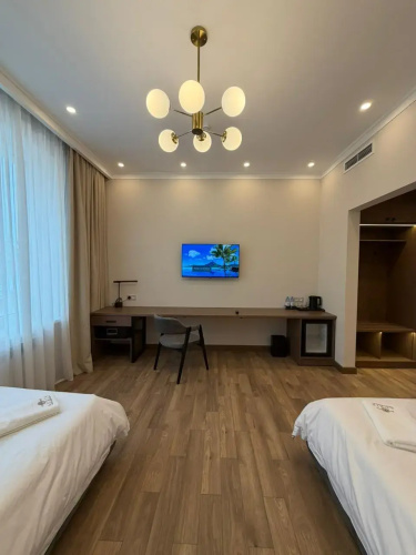 Hotel Auris Hotel