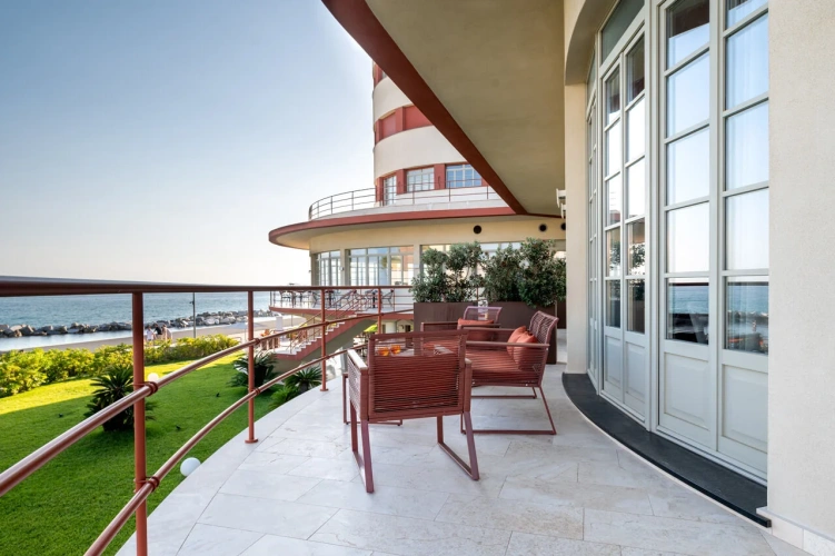Suite with balcony and with sea view