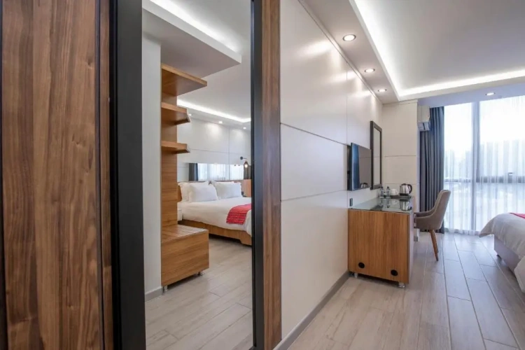 Double Suite