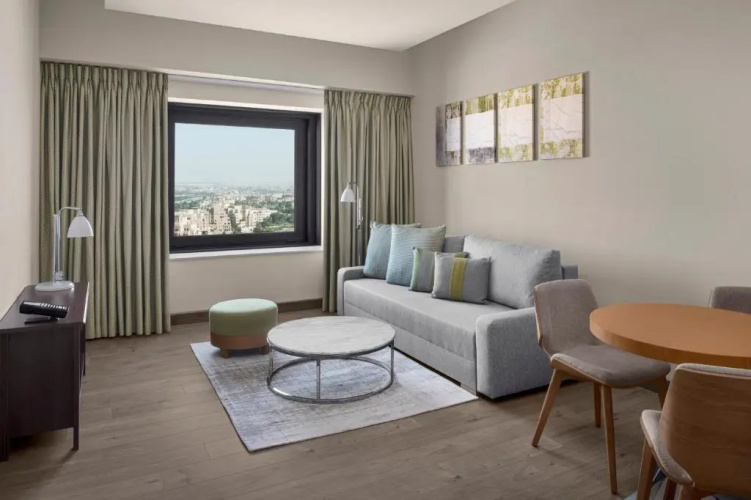 Holiday Inn Dubai Festival City photo 22