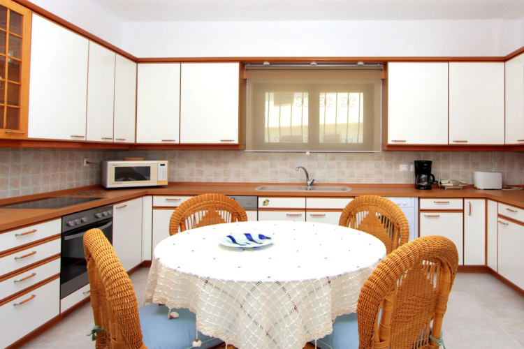 Lorenia Sea Side Elani Villa