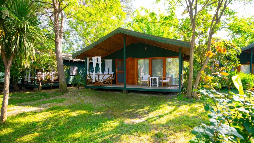 Quadruple Bungalow