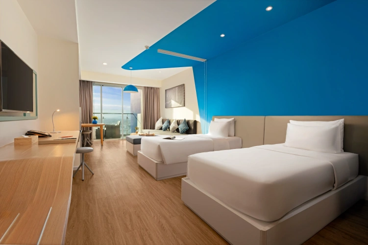 Grand Deluxe Twin room with ocean view